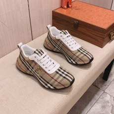 Burberry Low Shoes